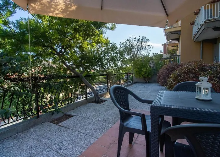 Luminoso Appartamento Con Ampia Terrazza